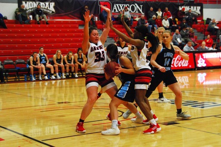 Lady Bucs Basketball Lose in Overtime